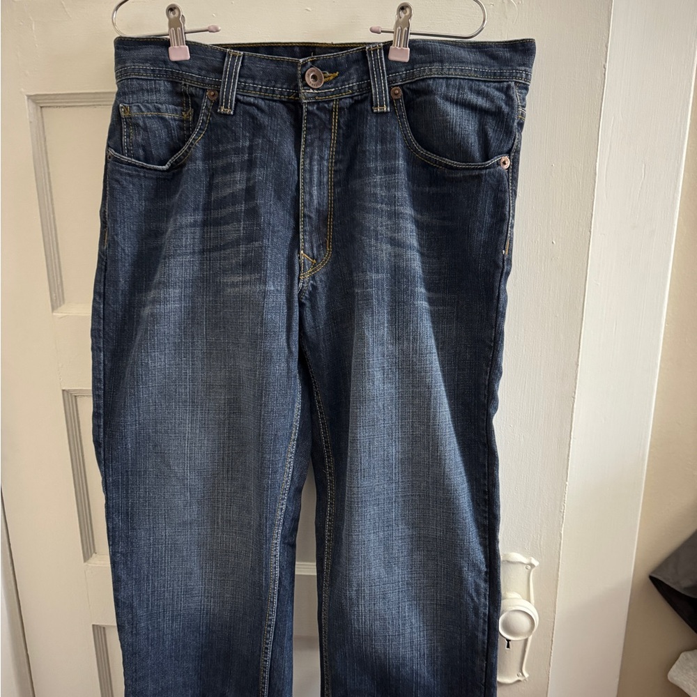 DKNY SoHo Men’s Jeans.
